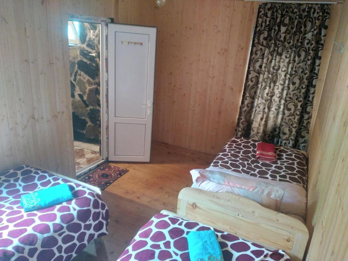 Готель Stone House Marexi Adishi Екстер'єр фото