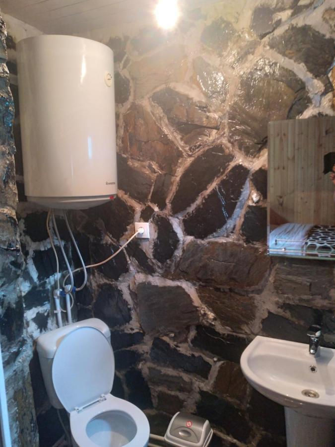 Готель Stone House Marexi Adishi Екстер'єр фото