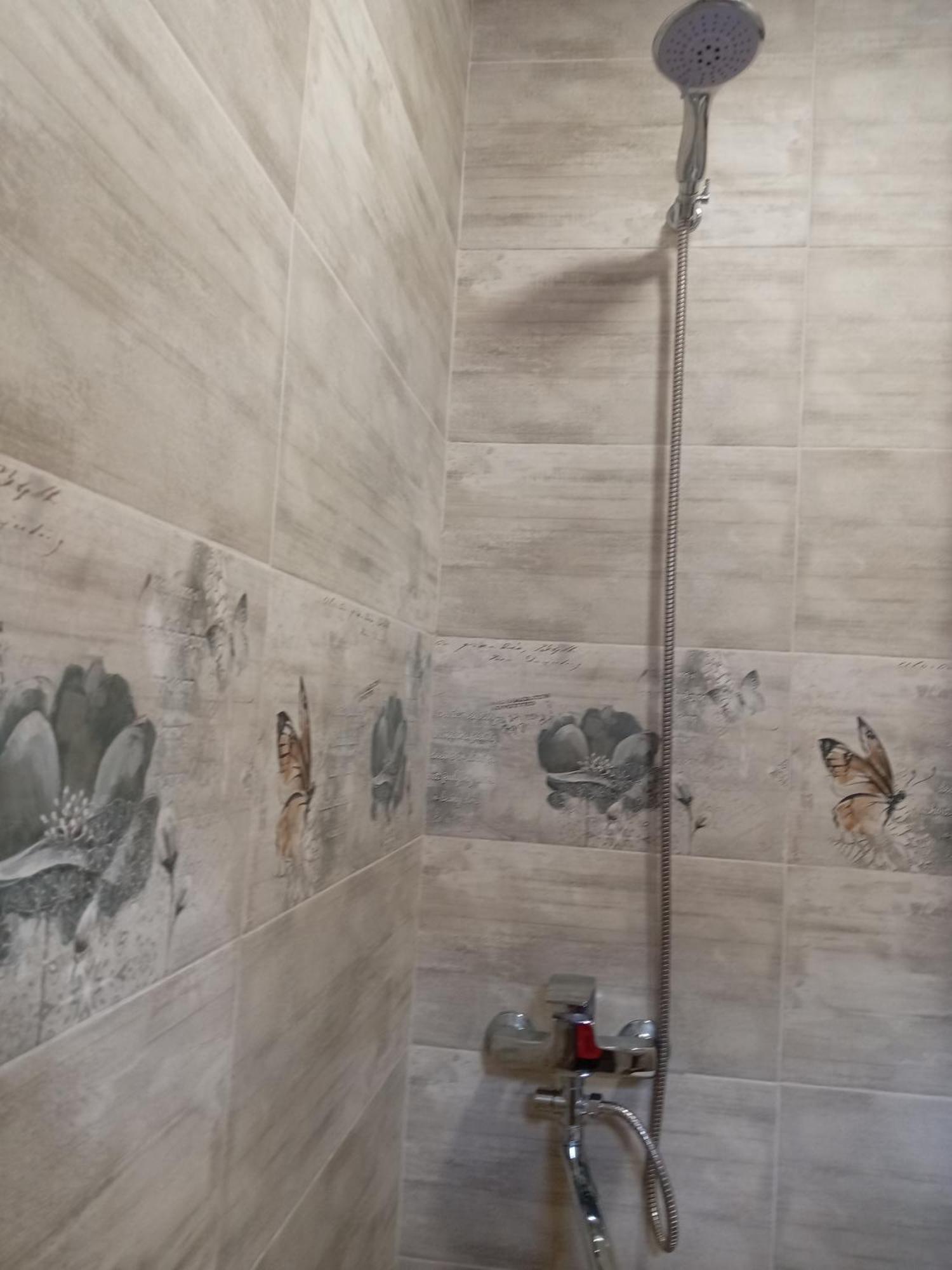 Готель Stone House Marexi Adishi Екстер'єр фото